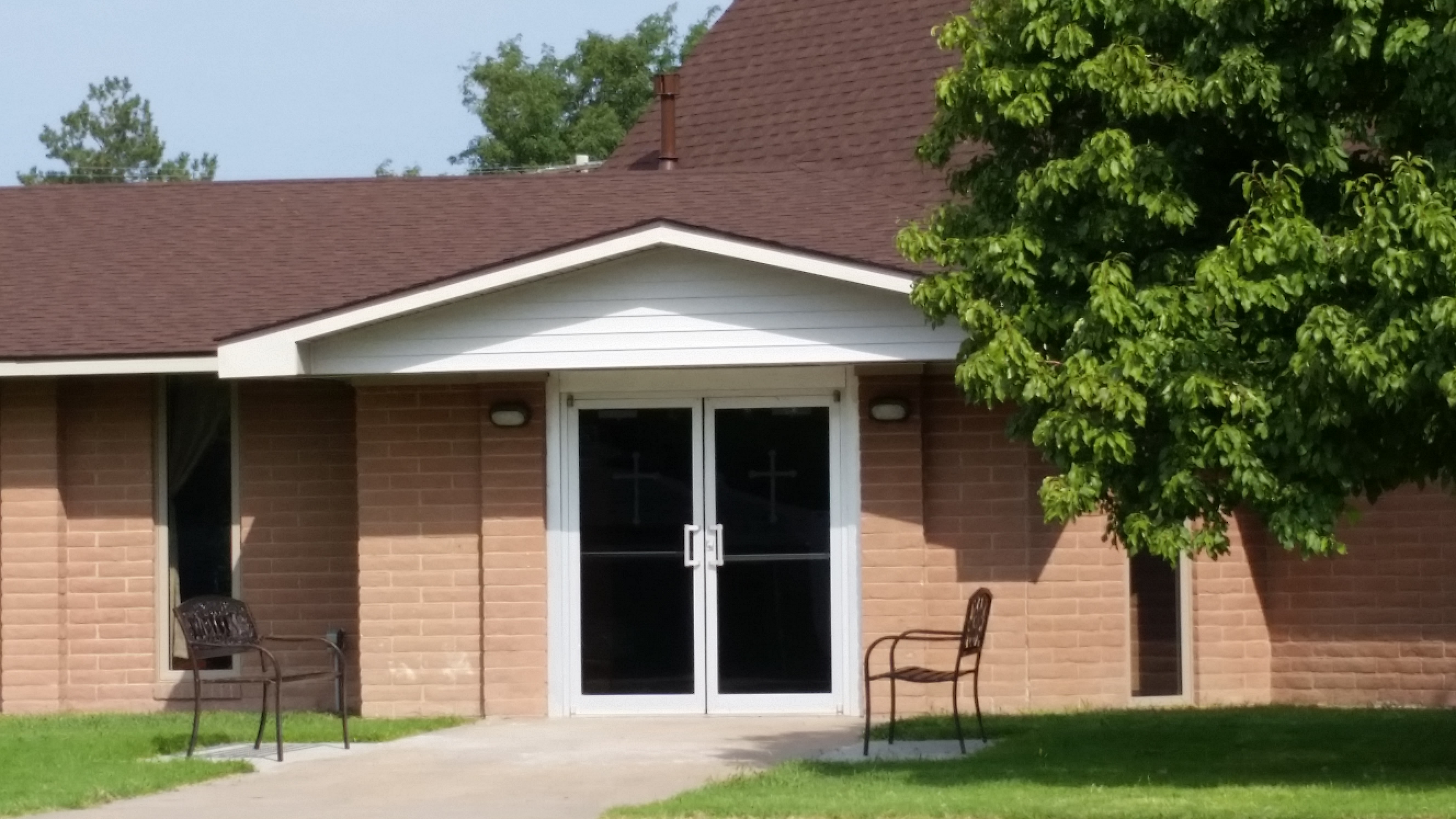 Front entrace to Homestead Estates Home Plus in Liberal, KS